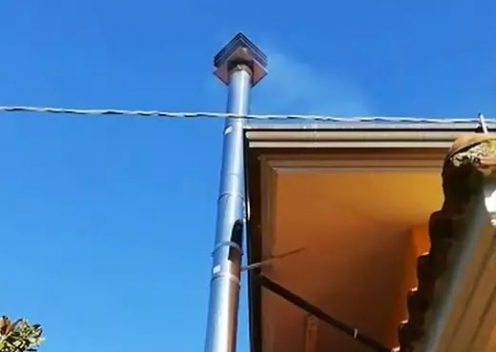 Füstprobléma az ívelt vagy vízszintes füstcsővel rendelkező kéményen